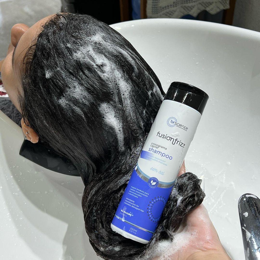 BR Science | Fusion Frizz Reconstructive Shampoo | Recommended For Extremely Damaged Hair | 250 ml / 8.45 fl.oz. - BUY BRAZIL STORE